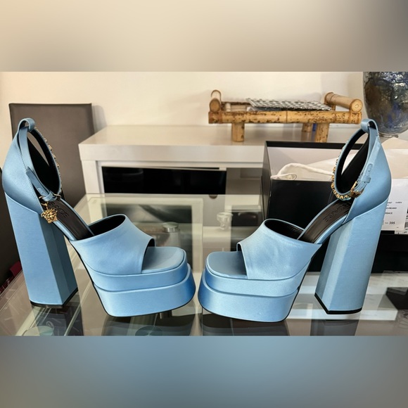 Blue Sky Aevitas Double Platform 39.5 Versace - Picture 6 of 11